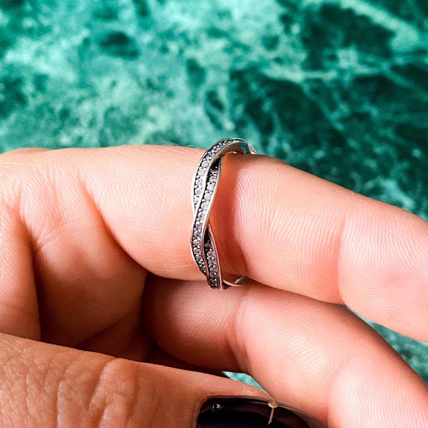 Diamond Style No.3 Twisted Band Sterling Silver Crystal Rings | Various Sizes