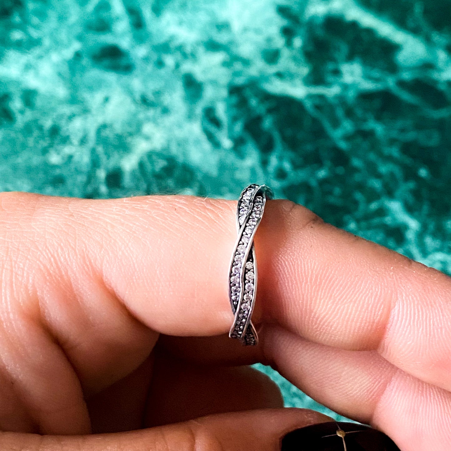 Diamond Style No.3 Twisted Band Sterling Silver Crystal Rings | Various Sizes