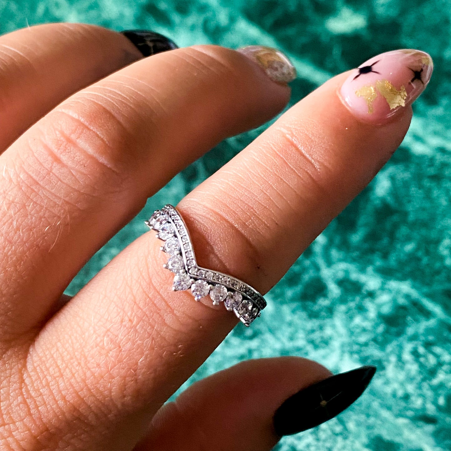 Diamond Style No.1 V Shape Sterling Silver Crystal Rings | Various Sizes